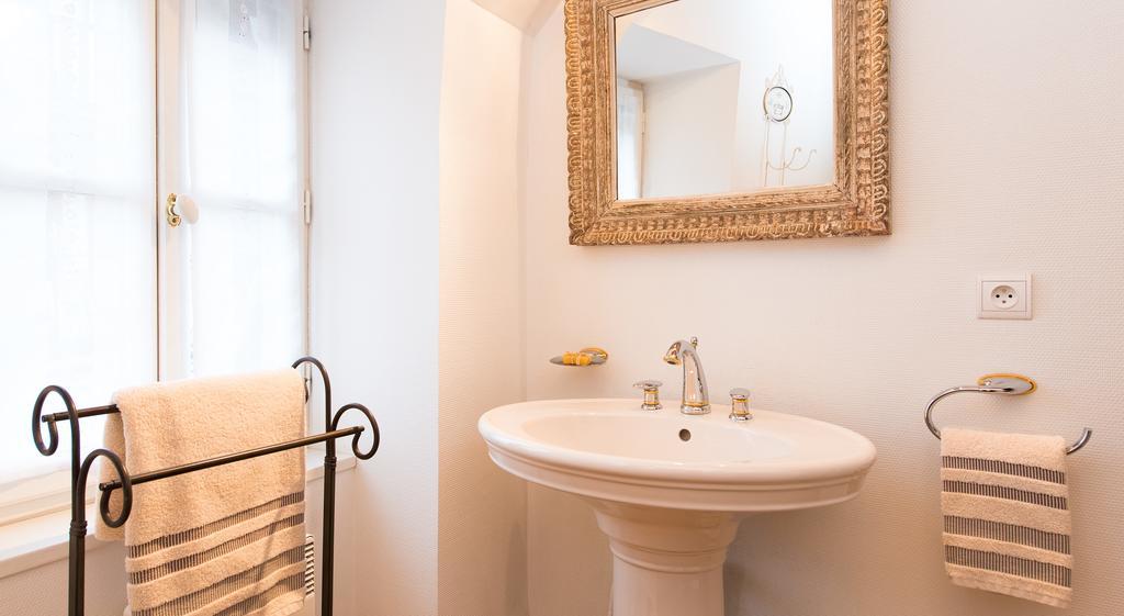 Les Petites Vosges Bed & Breakfast Bagnères-de-Bigorre Cameră foto