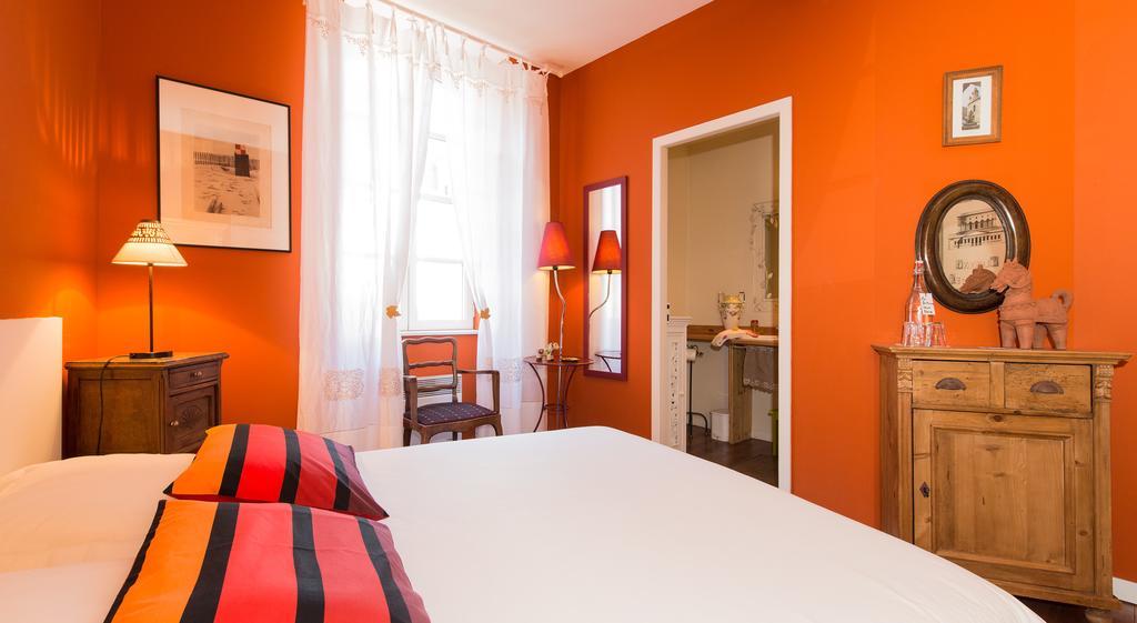 Les Petites Vosges Bed & Breakfast Bagnères-de-Bigorre Cameră foto